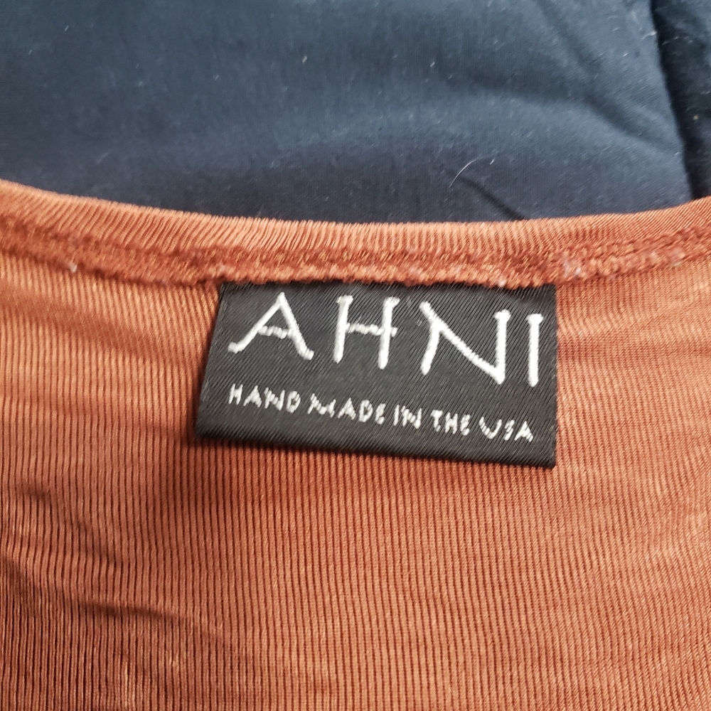 Ahni pullover top